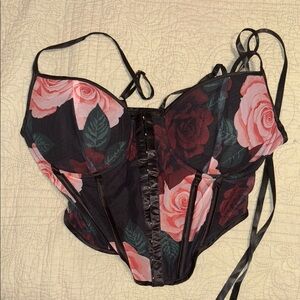 Fashion Nova Black and Red Lace Crop Top